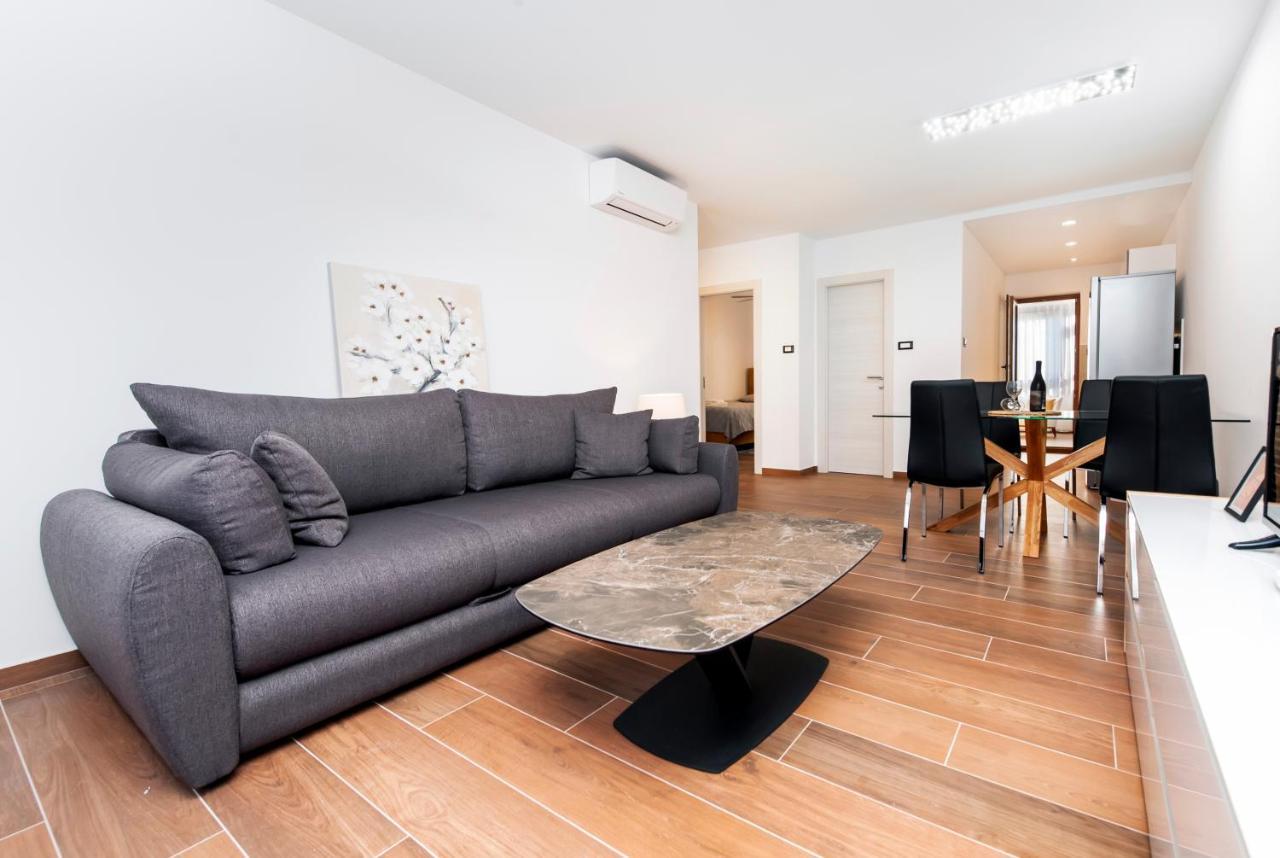 Apartments Sanja-New Renovated Rovinj Exteriör bild