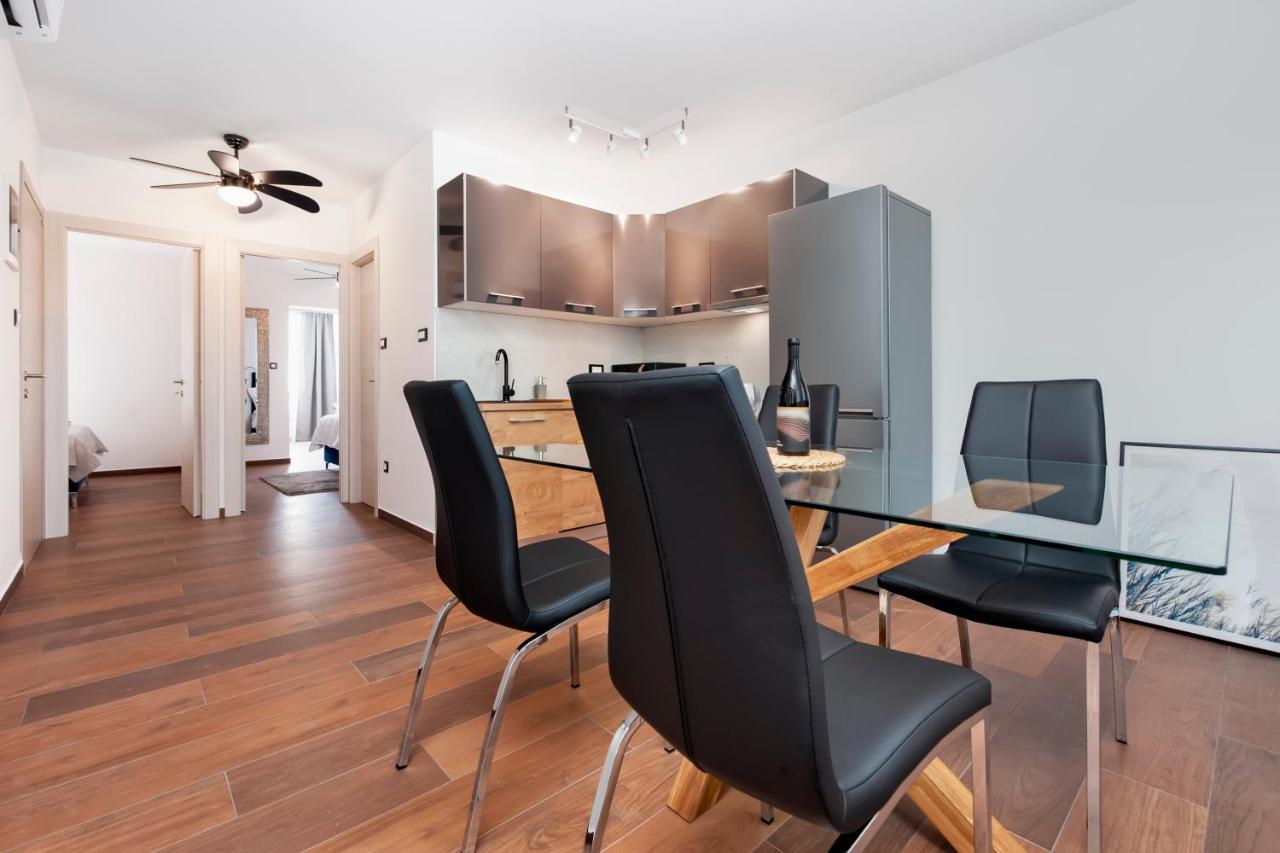 Apartments Sanja-New Renovated Rovinj Exteriör bild