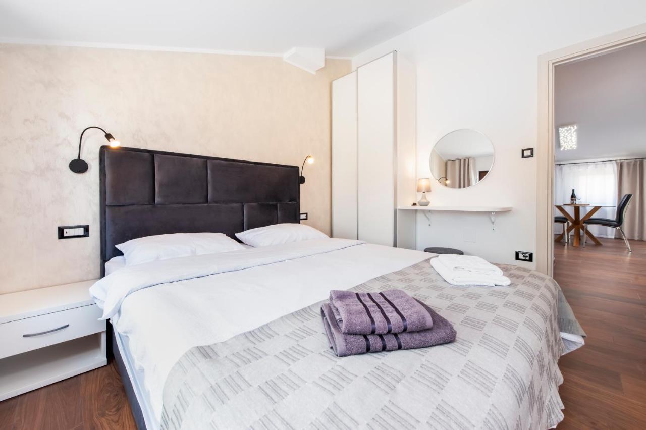 Apartments Sanja-New Renovated Rovinj Exteriör bild